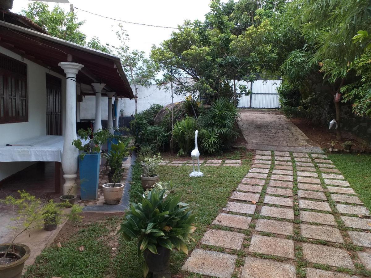 Sethun Villa 希克杜沃 外观 照片